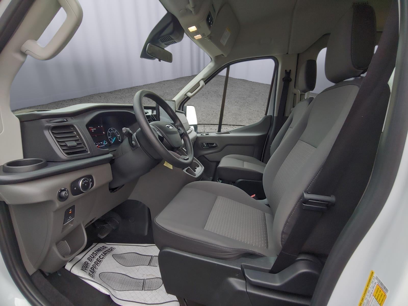 2025 Ford Transit Passenger Wagon XL