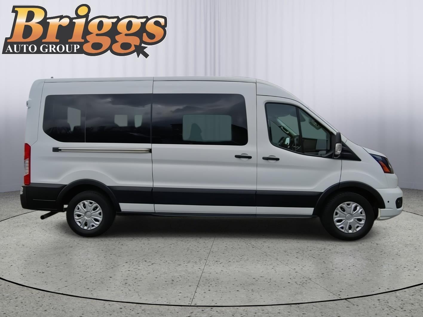 2025 Ford Transit Passenger Wagon XL