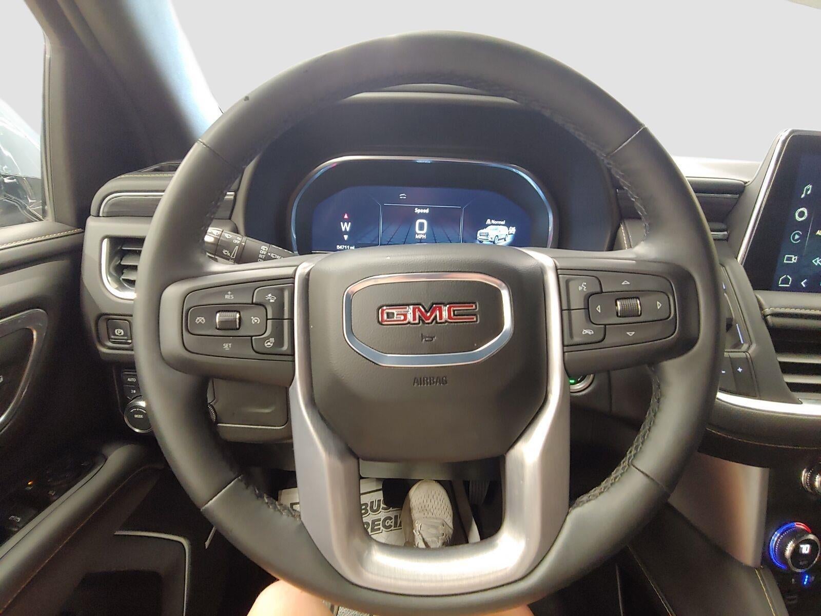 2024 GMC Yukon SLT