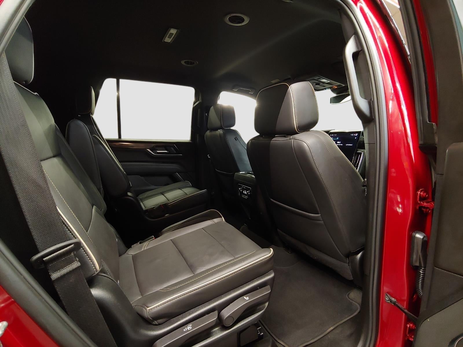 2025 GMC Yukon Elevation