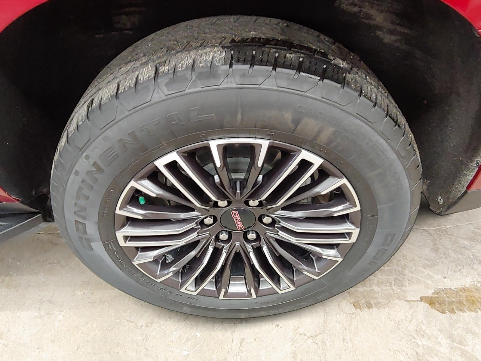 2025 GMC Yukon Elevation