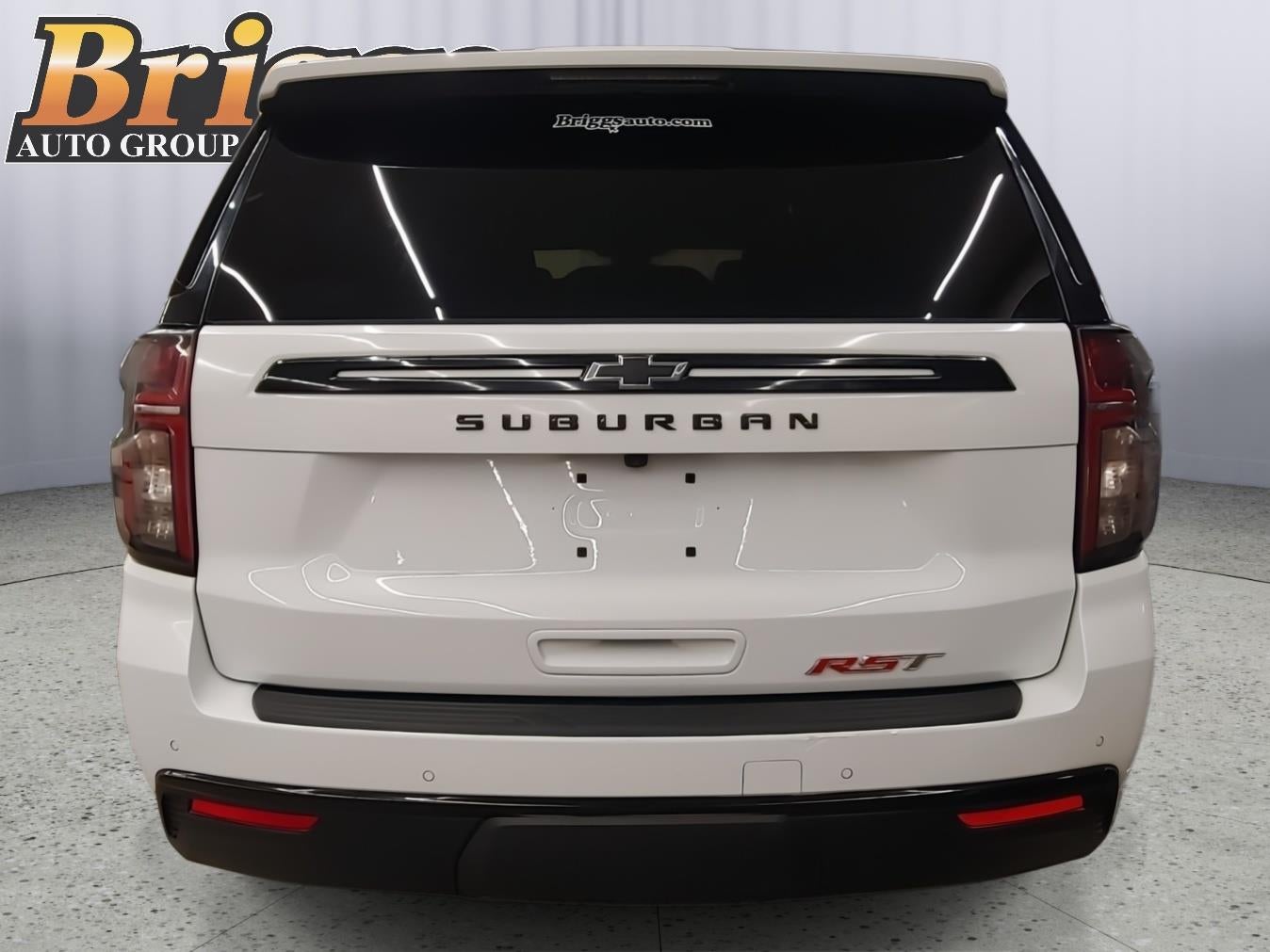 2023 Chevrolet Suburban RST