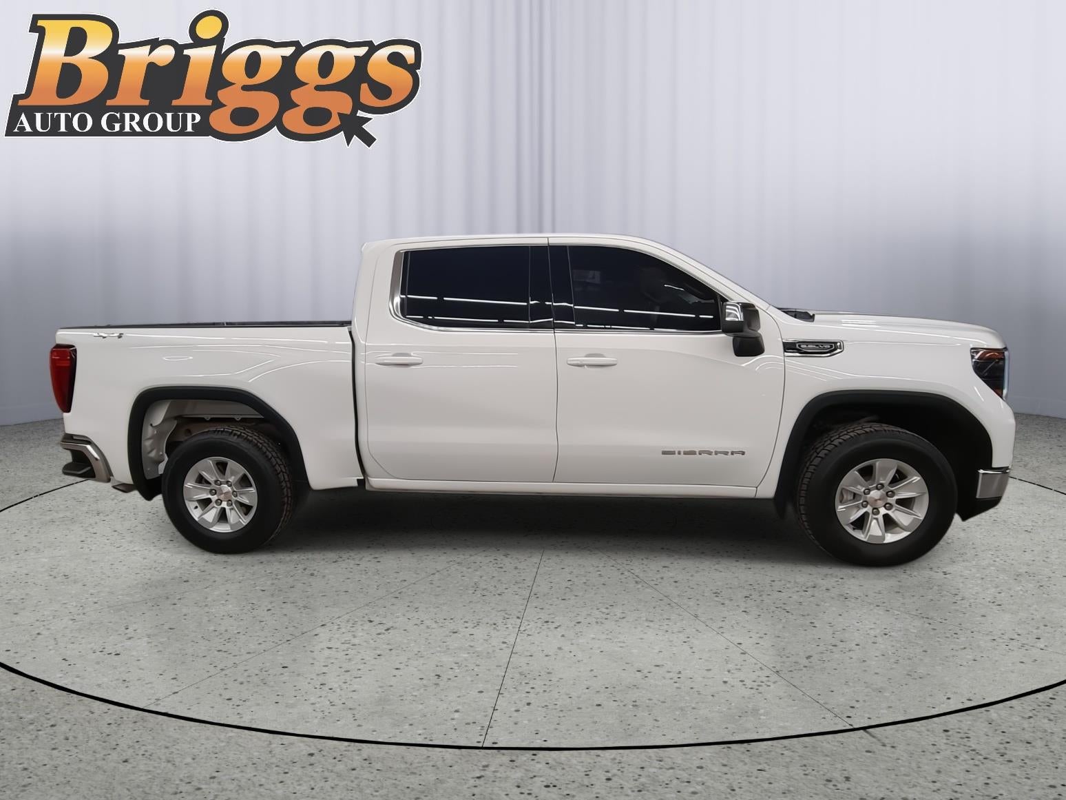 2023 GMC Sierra 1500 SLE