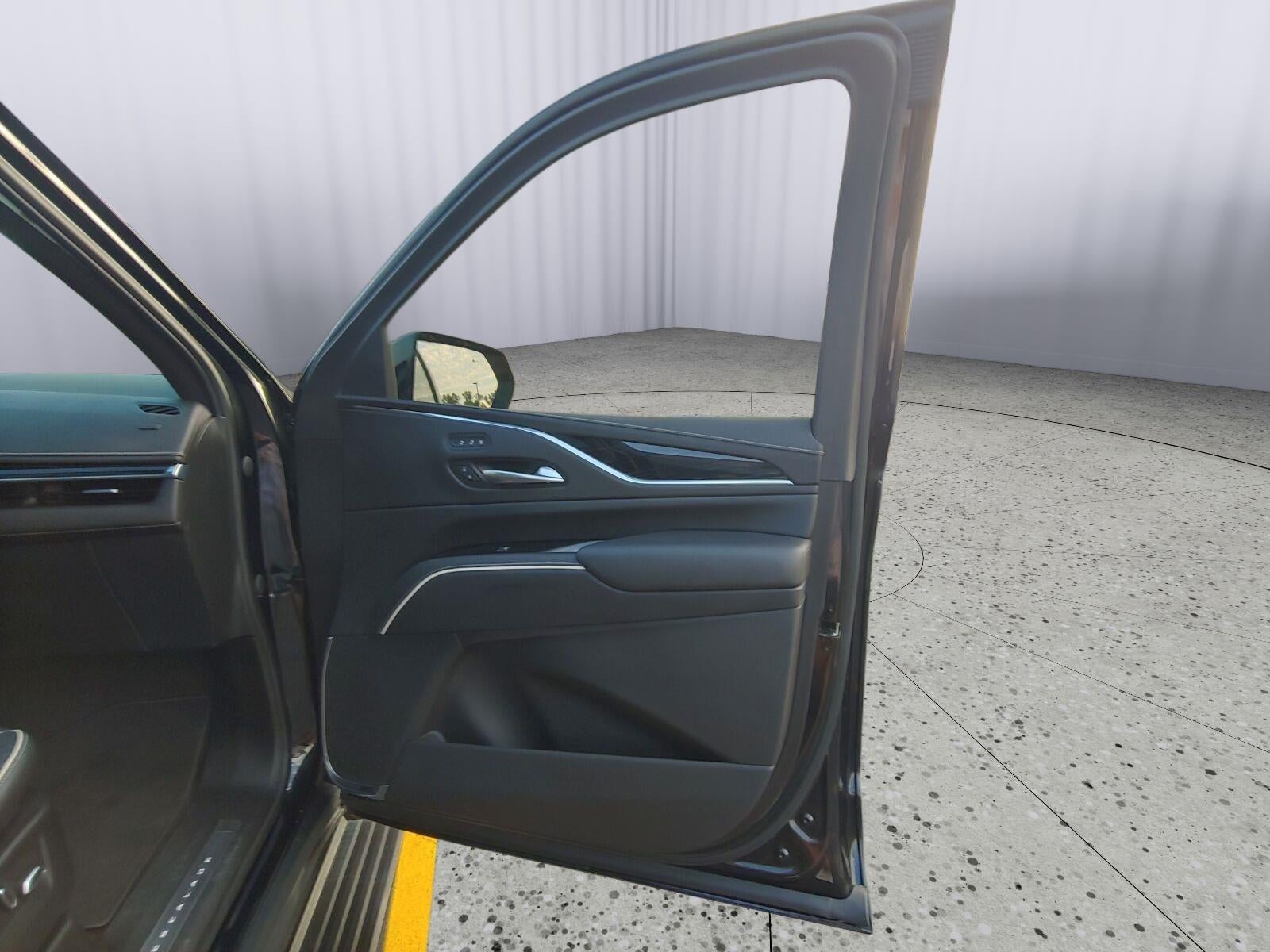 2023 Cadillac Escalade ESV Sport