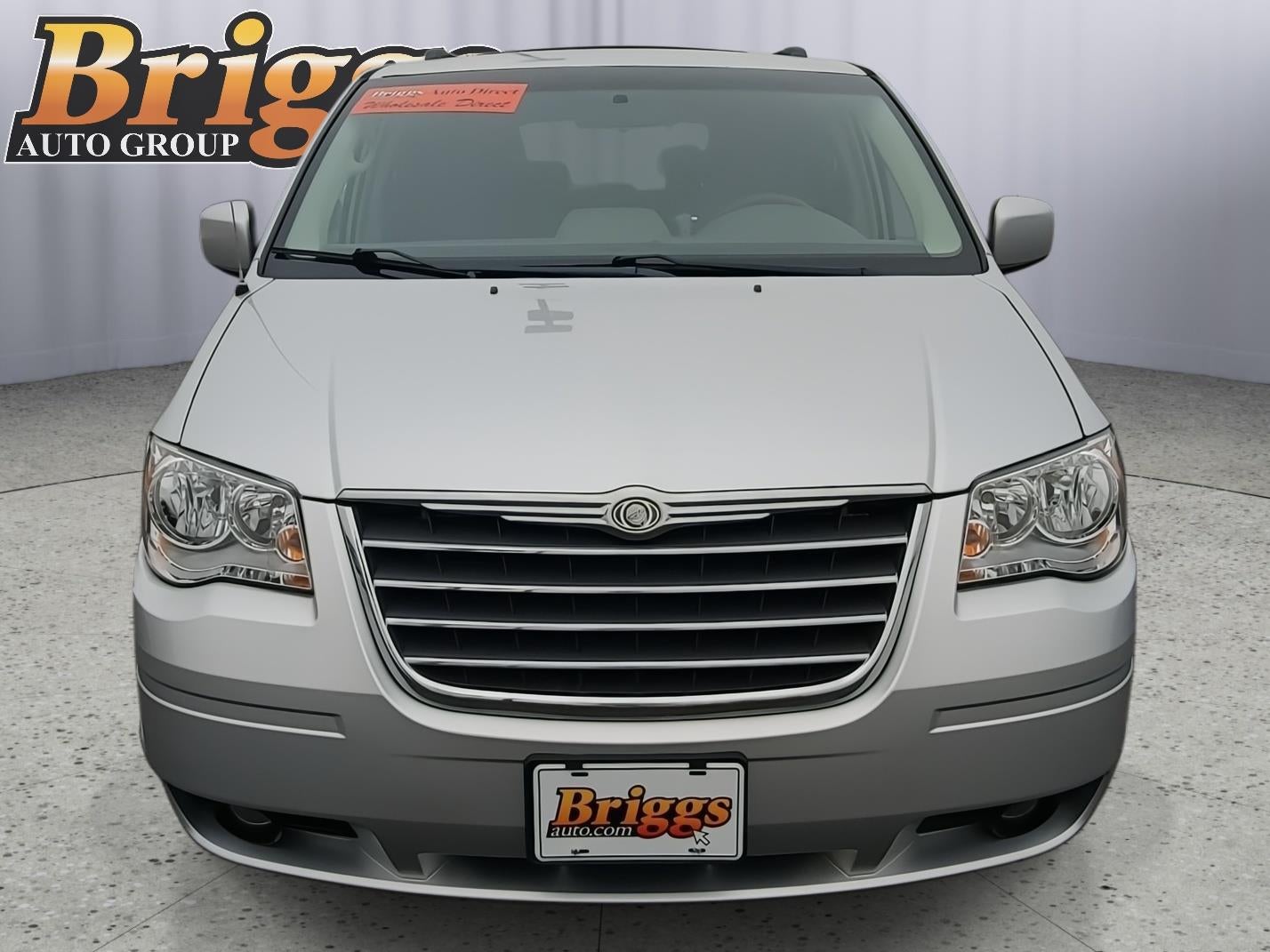2010 Chrysler Town & Country Touring