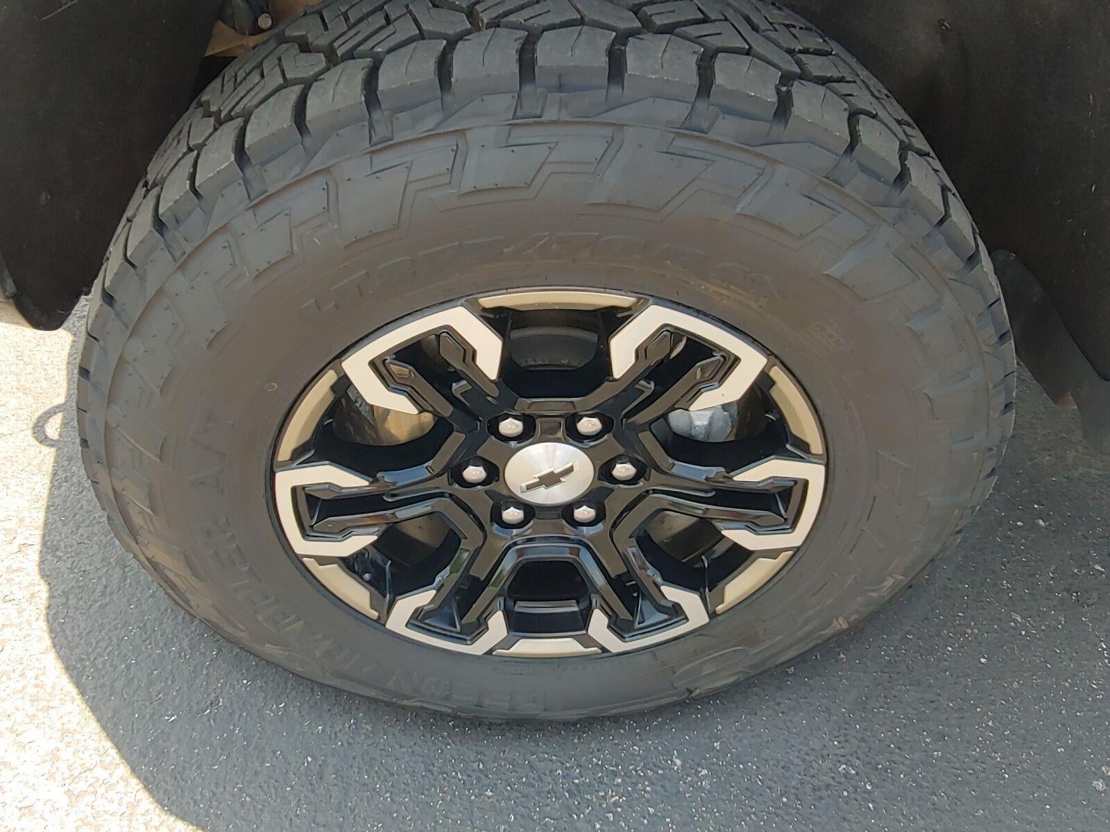 2025 Chevrolet Silverado 1500 ZR2