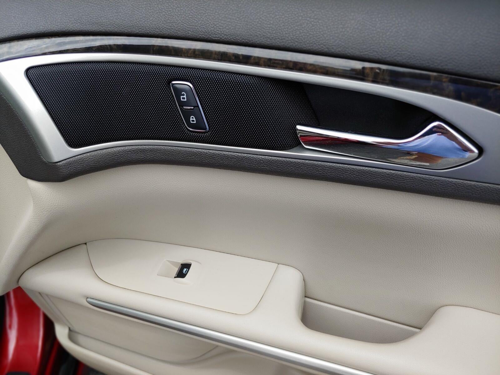 2016 Lincoln MKZ NA