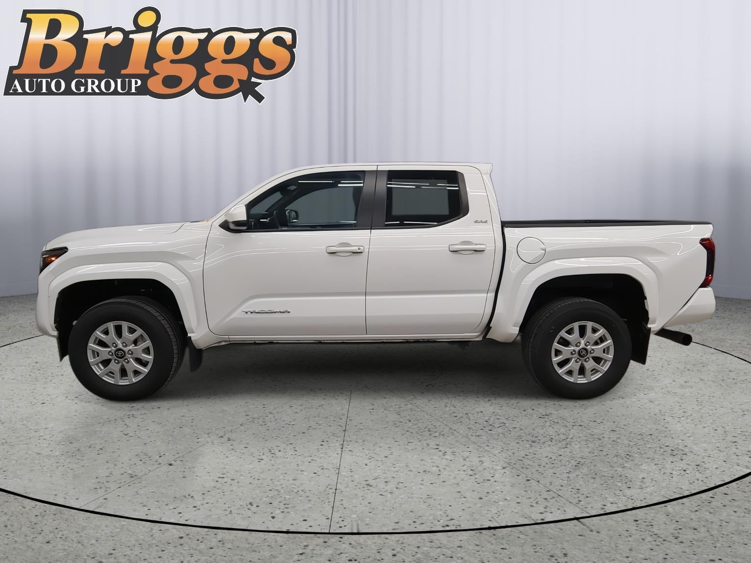 2024 Toyota Tacoma 4WD SR5