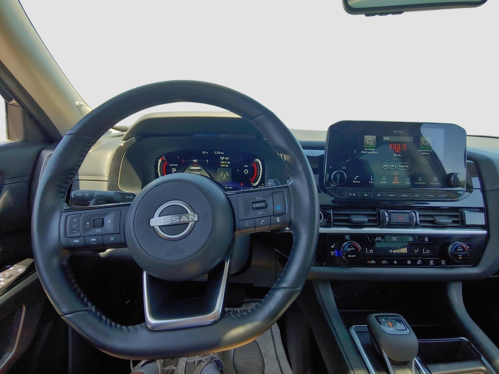 2023 Nissan Pathfinder Platinum