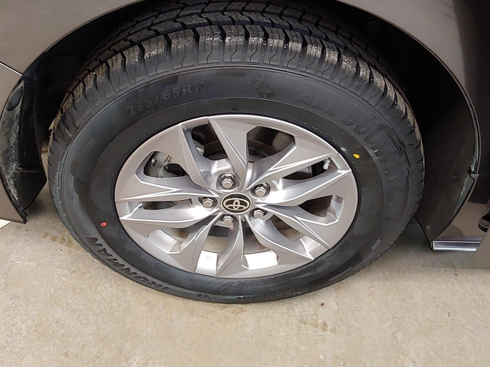 2022 Toyota Sienna XLE