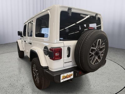 2025 Jeep Wrangler 4-Door Sahara 4x4