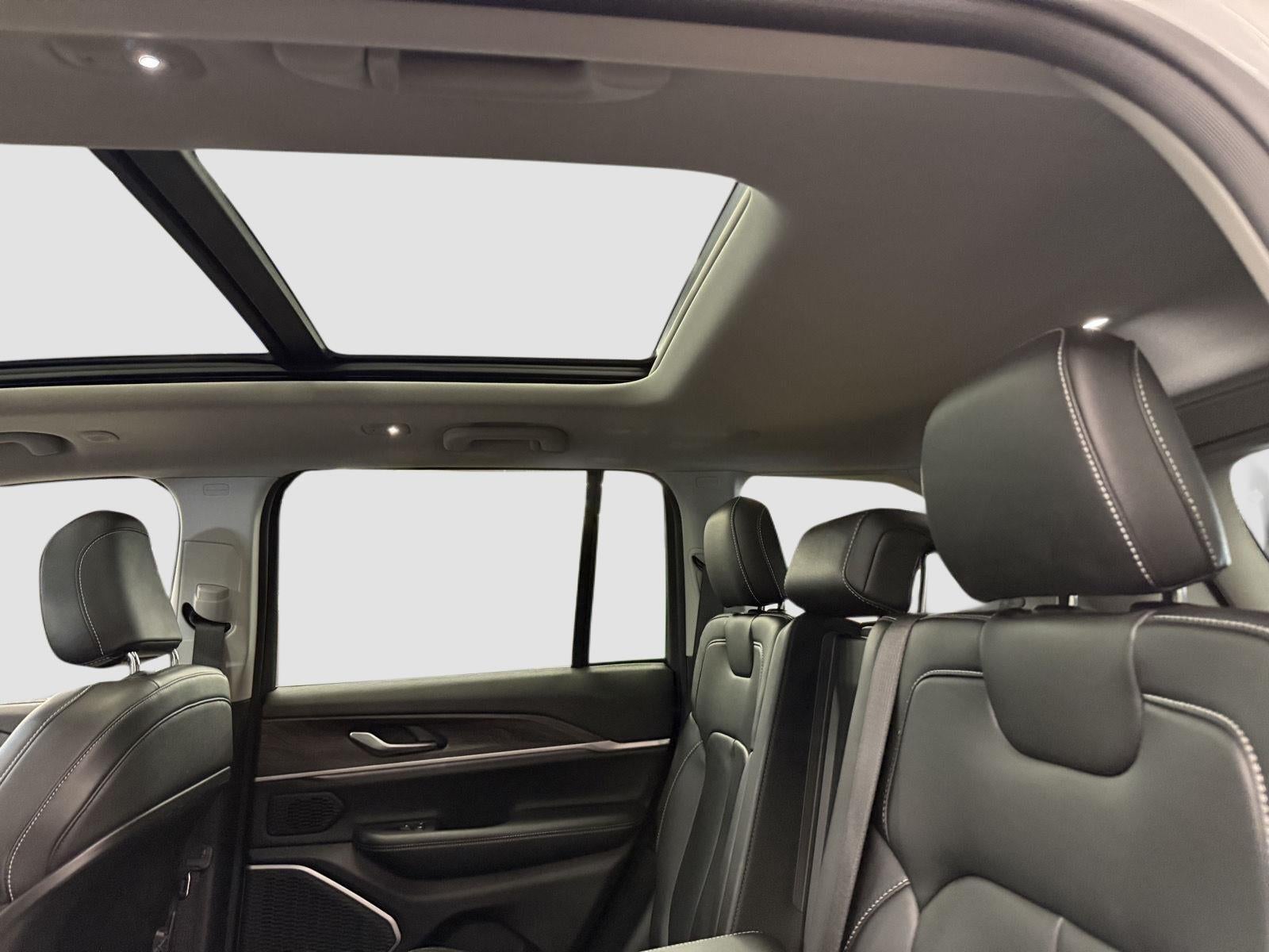 2022 Jeep Grand Cherokee Limited 4x4