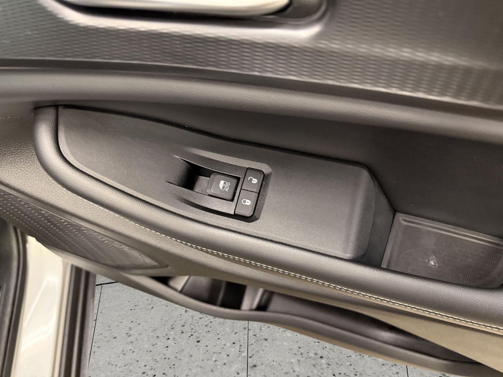 2024 Jeep Grand Cherokee L Altitude 4x4