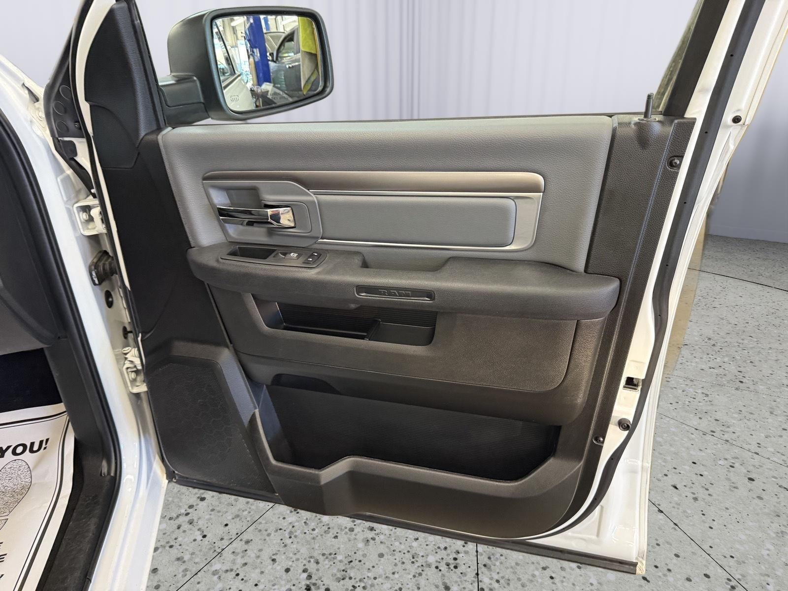 2024 RAM 1500 Classic SLT Quad Cab 4x4 6'4' Box