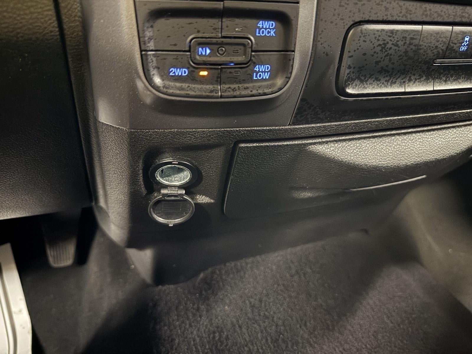 2024 RAM 1500 Classic Warlock Crew Cab 4x4 5'7' Box