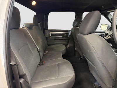 2024 RAM 1500 Classic Warlock Crew Cab 4x4 5'7' Box