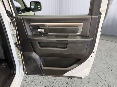 2024 RAM 1500 Classic Warlock Crew Cab 4x4 5'7' Box