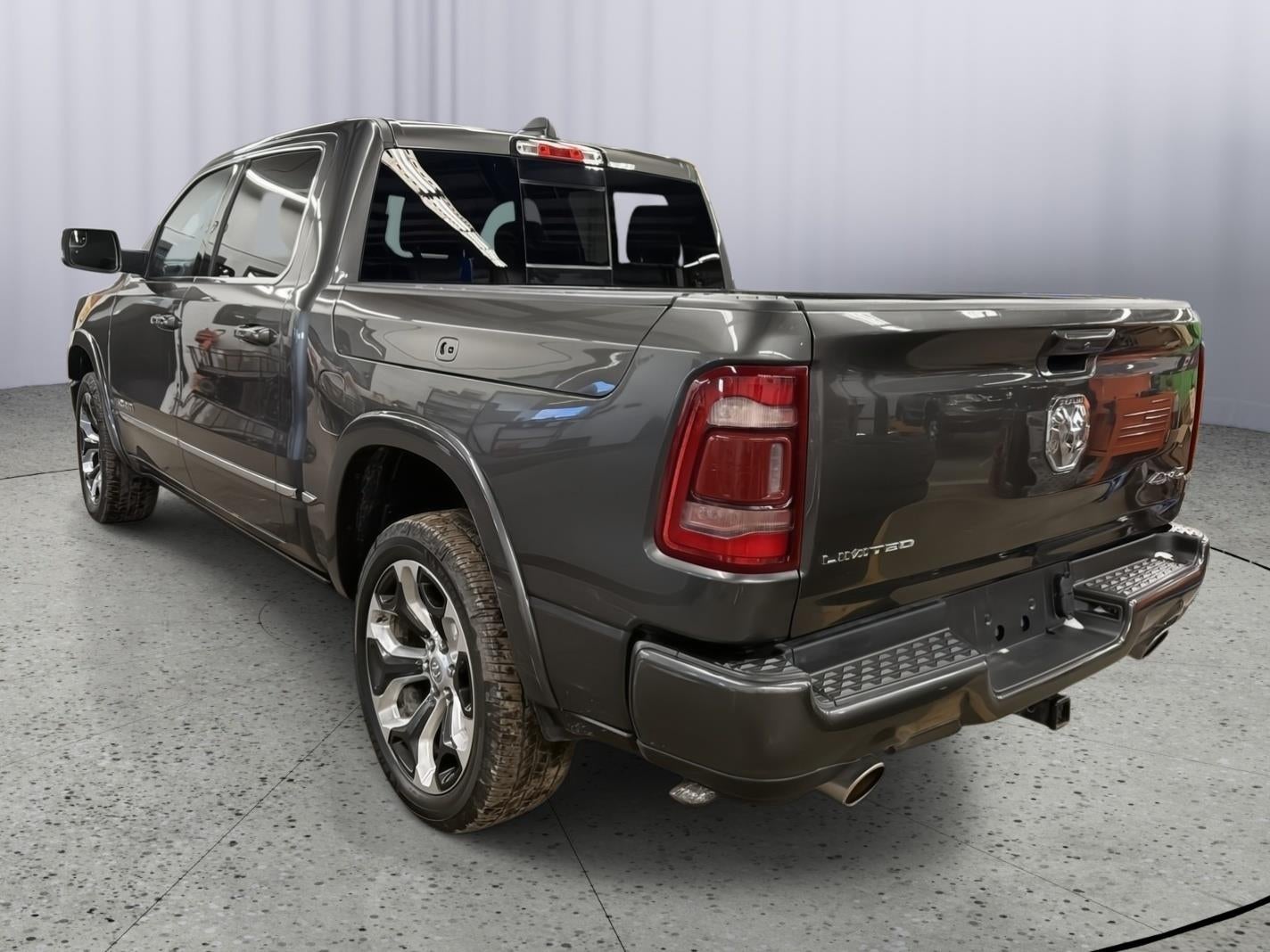 2024 RAM 1500 Limited Crew Cab 4x4 5'7' Box