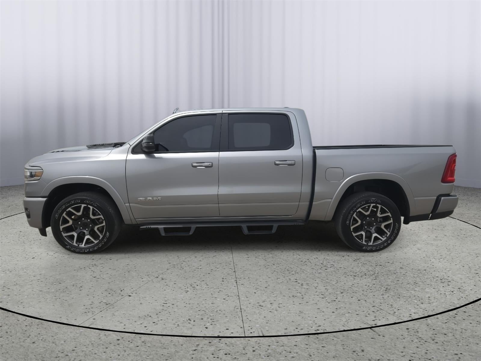 2025 RAM 1500 Laramie Crew Cab 4x4 5'7' Box