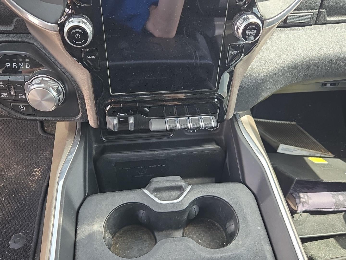 2021 RAM 1500 Laramie Crew Cab 4x4 5'7' Box