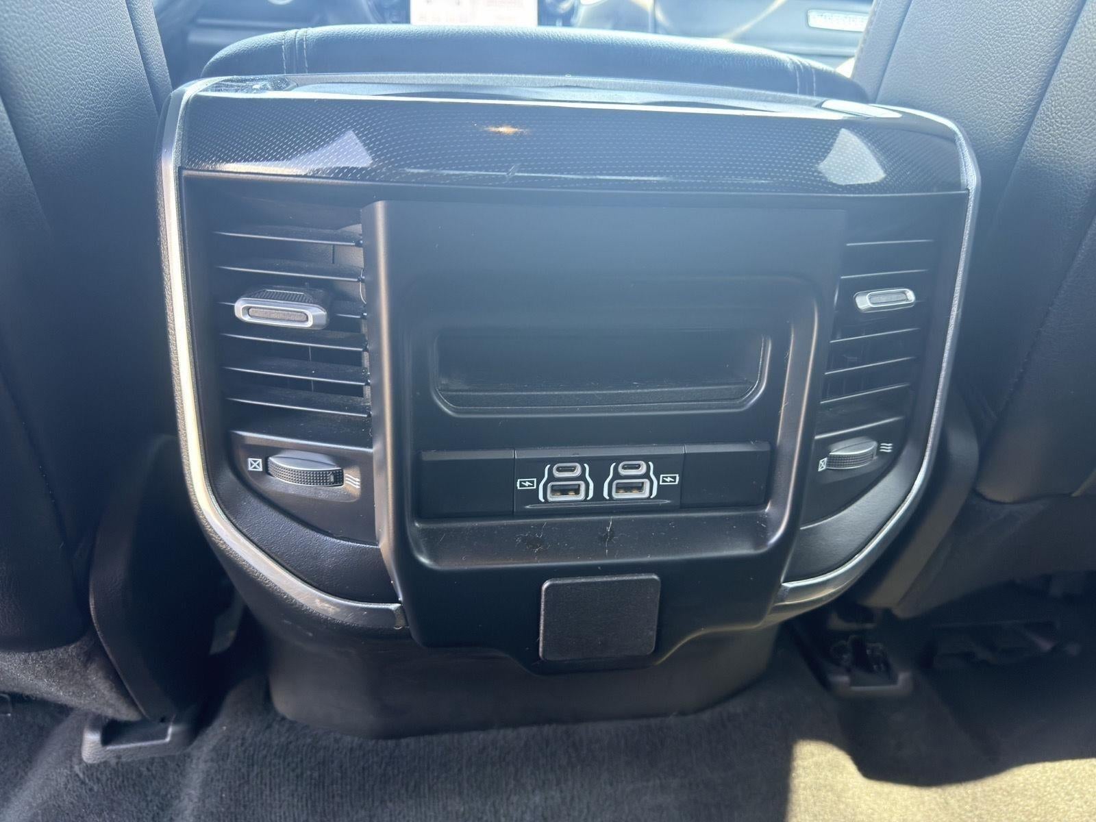 2022 RAM 1500 Laramie Crew Cab 4x4 5'7' Box
