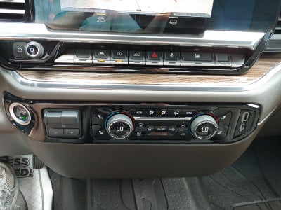 2023 Chevrolet Silverado 1500 4WD Crew Cab Standard Bed LT