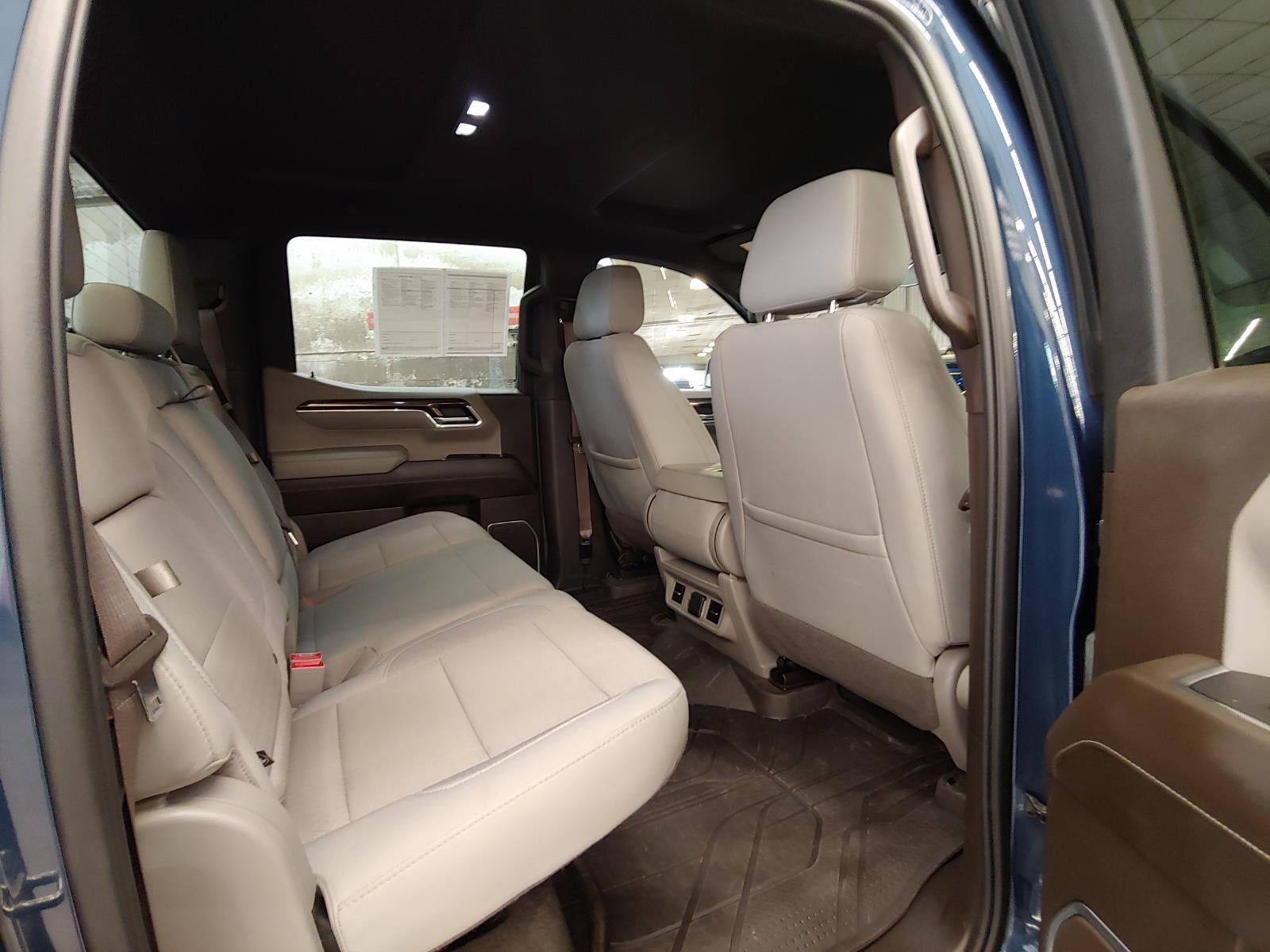 2023 Chevrolet Silverado 1500 4WD Crew Cab Standard Bed LT