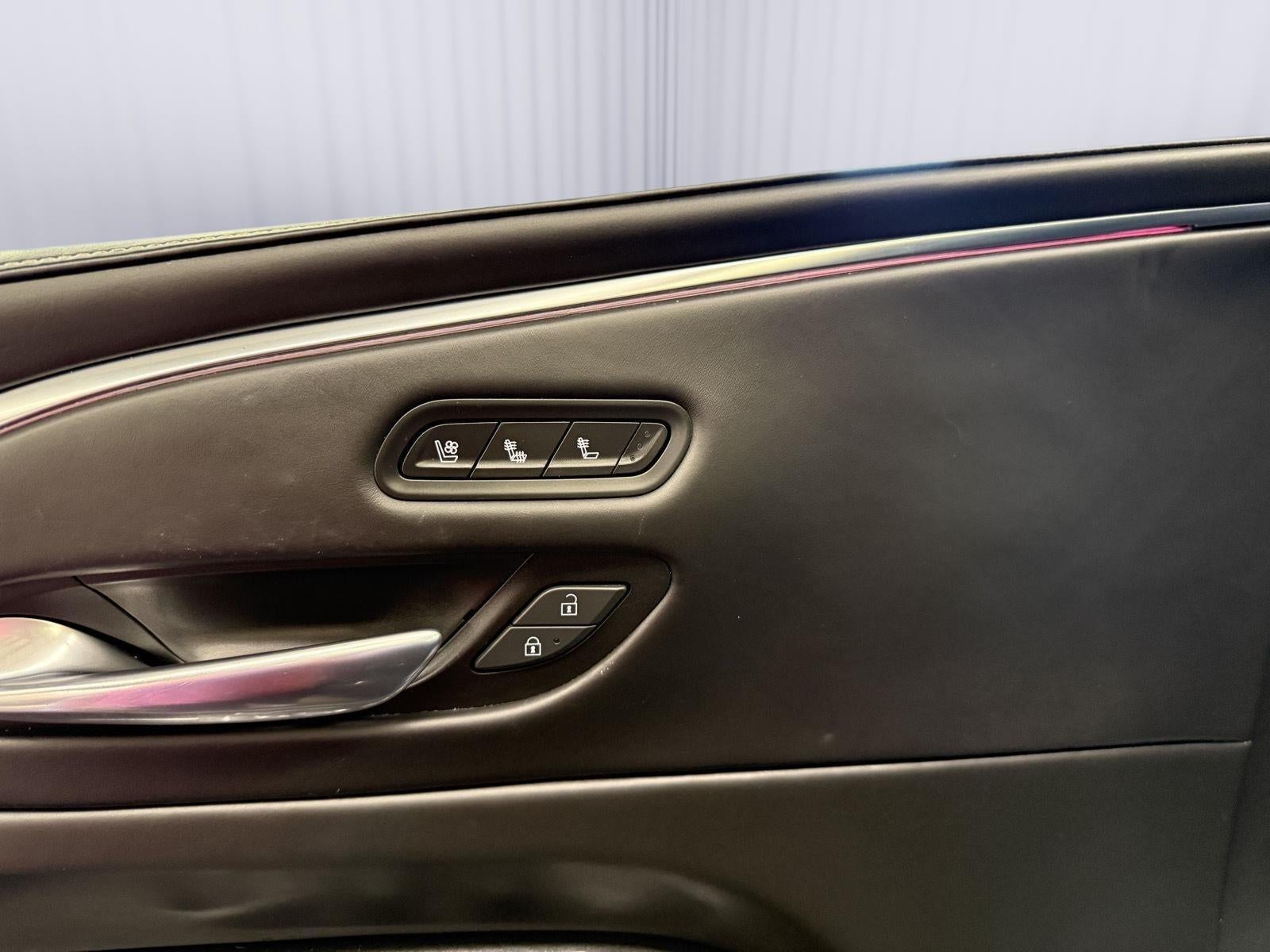 2022 Cadillac Escalade 4WD Sport Platinum