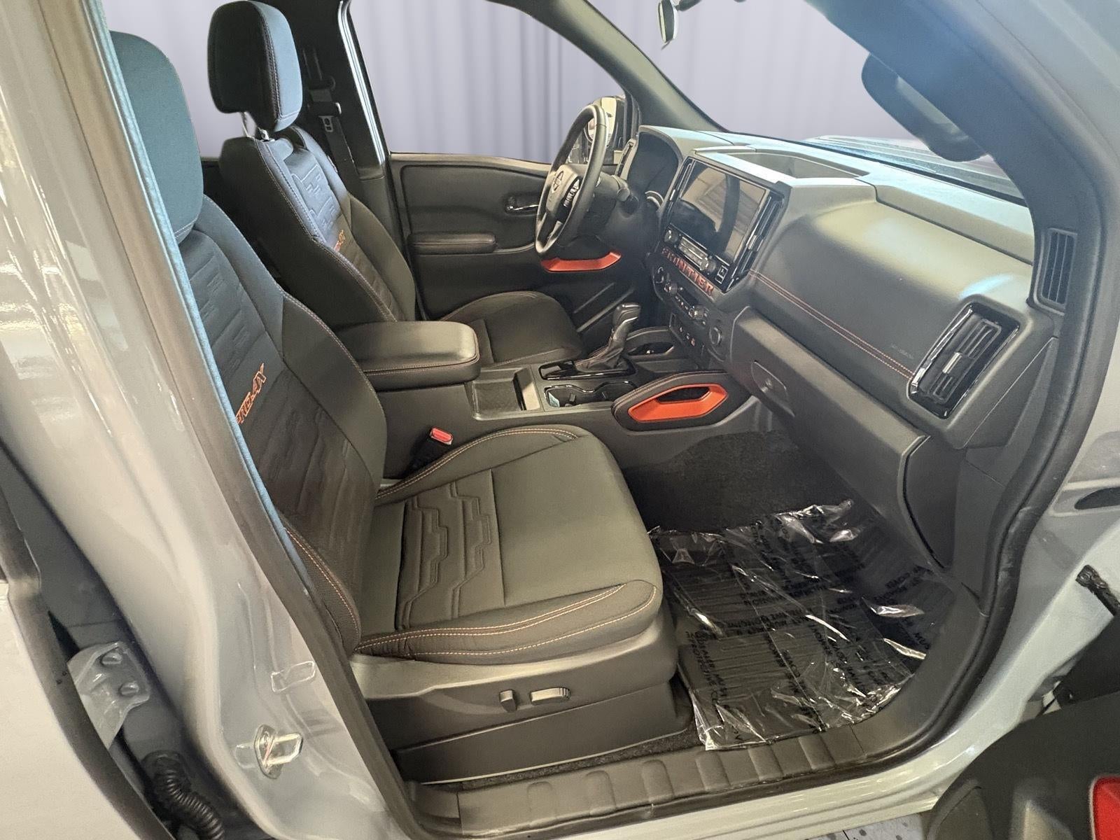 2025 Nissan Frontier Crew Cab PRO-4X 4x4