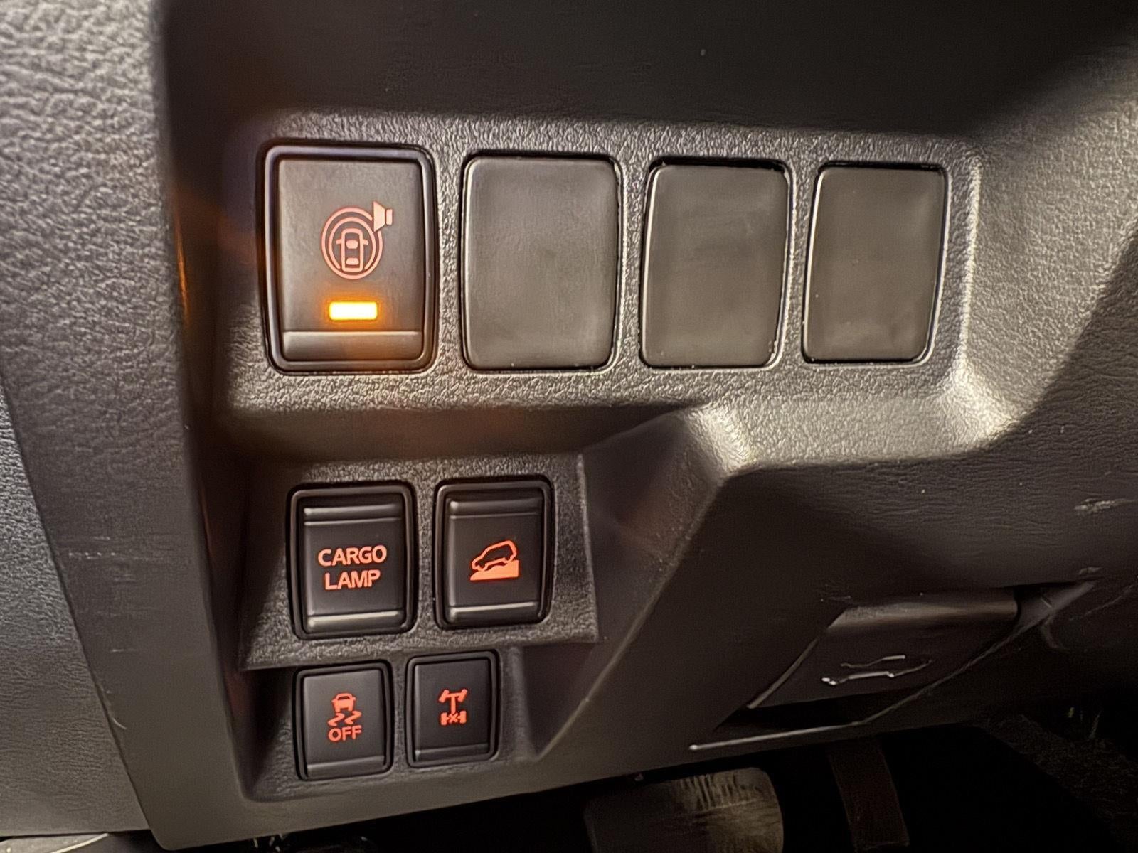 2025 Nissan Frontier Crew Cab PRO-4X 4x4
