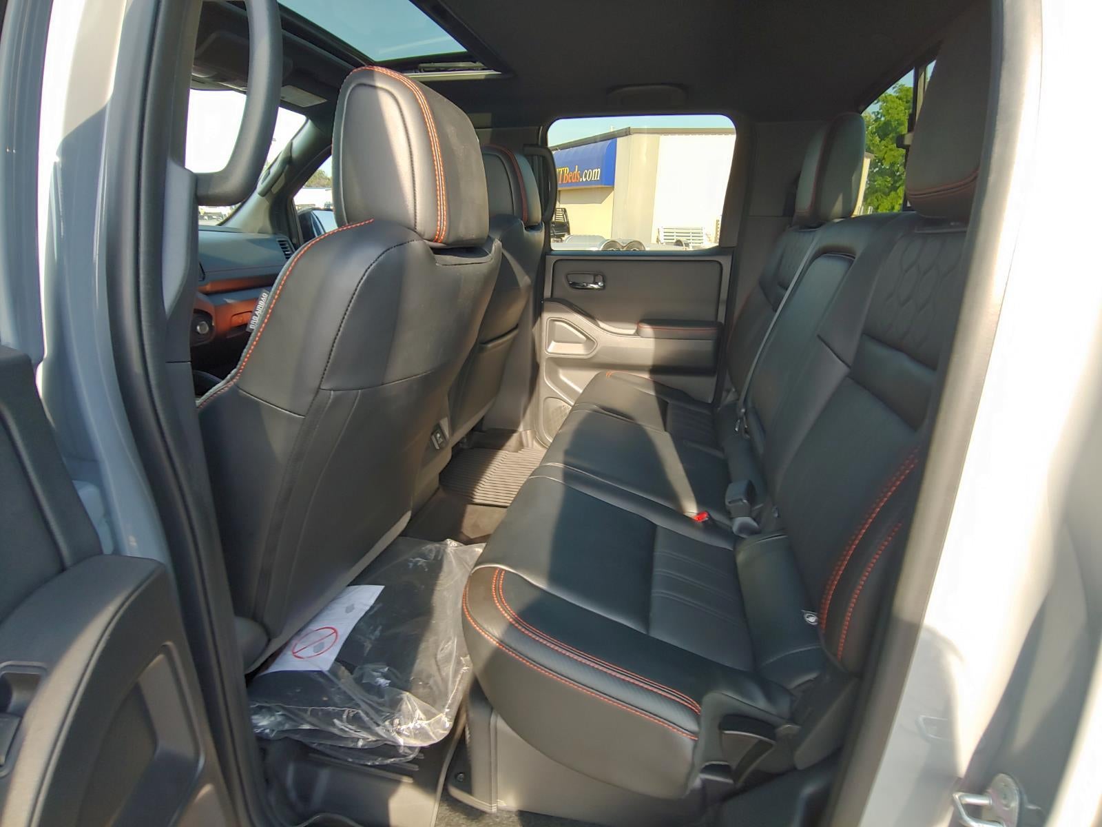 2023 Nissan Frontier Crew Cab PRO-4X 4x4