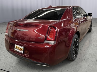 2019 Chrysler 300 Touring