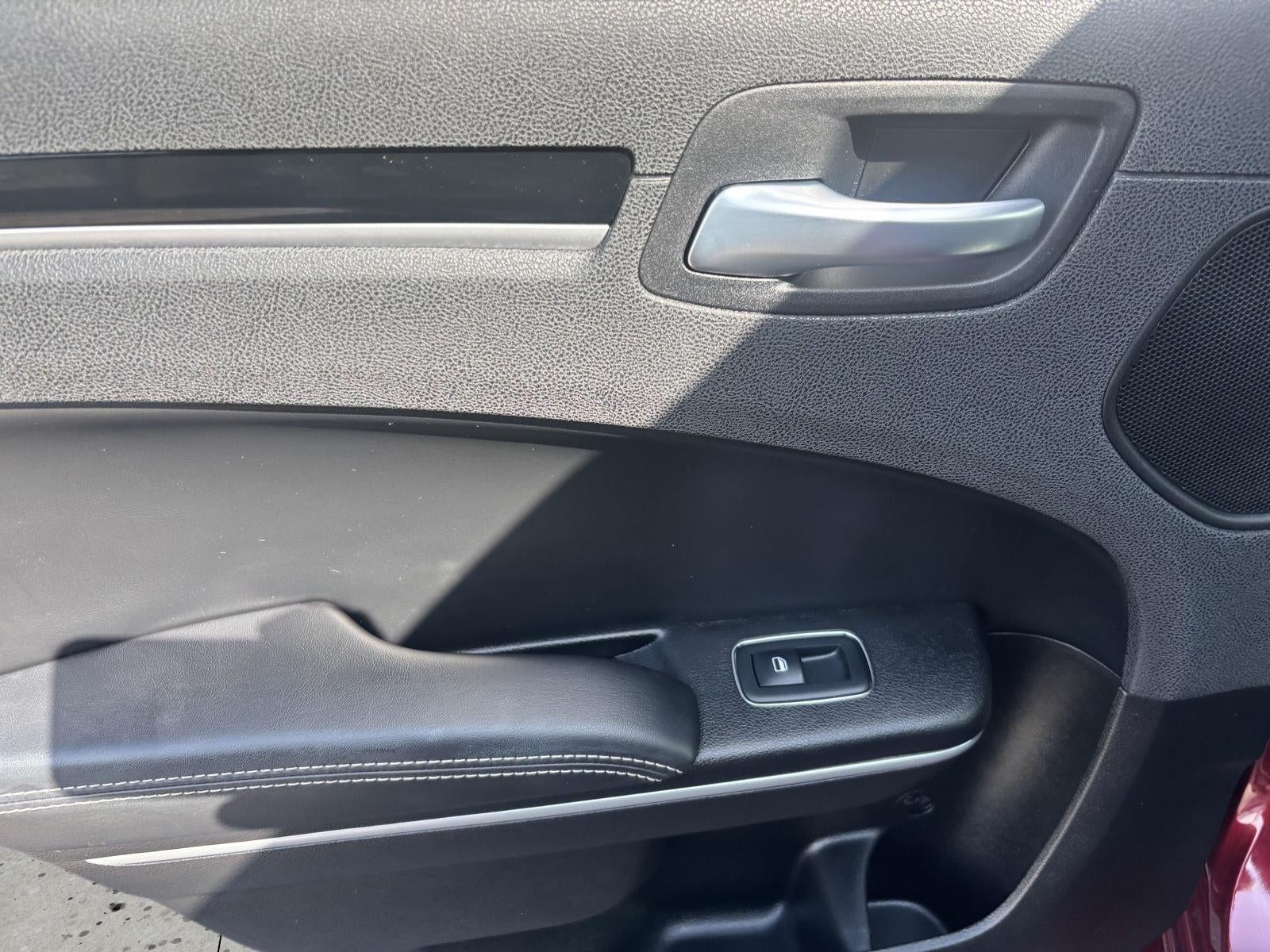 2022 Chrysler 300 S