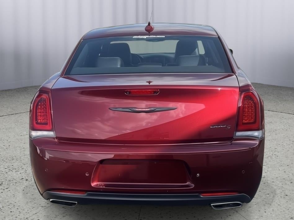 2022 Chrysler 300 S