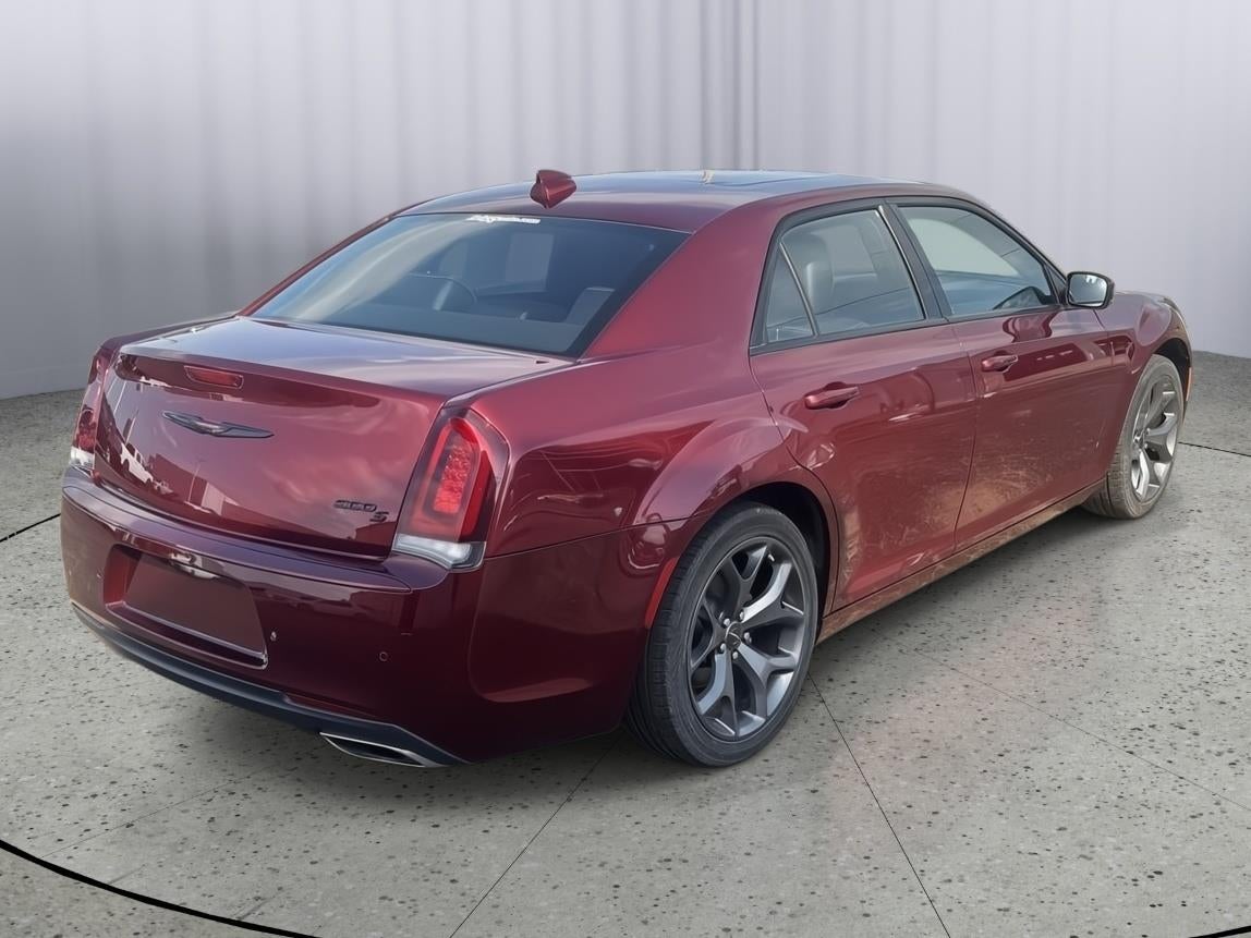2022 Chrysler 300 S