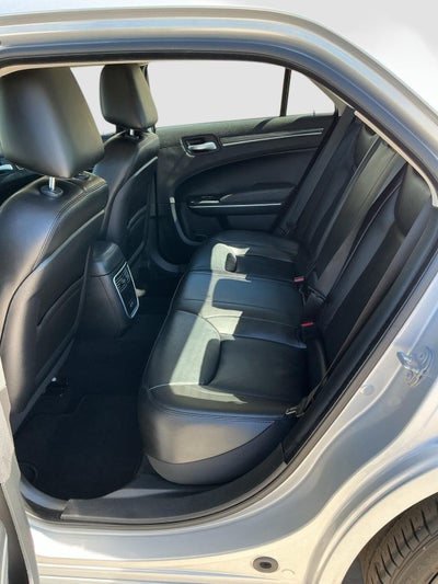 2022 Chrysler 300 Touring L