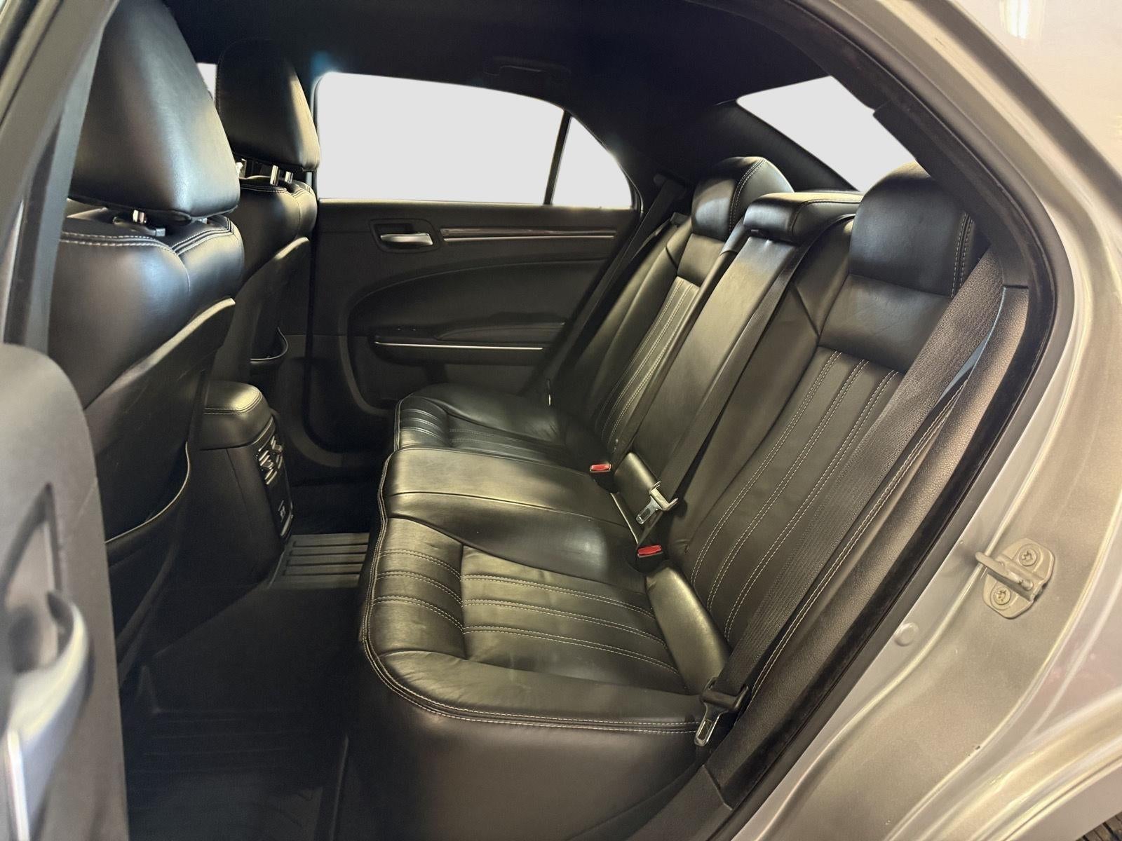 2018 Chrysler 300 300S