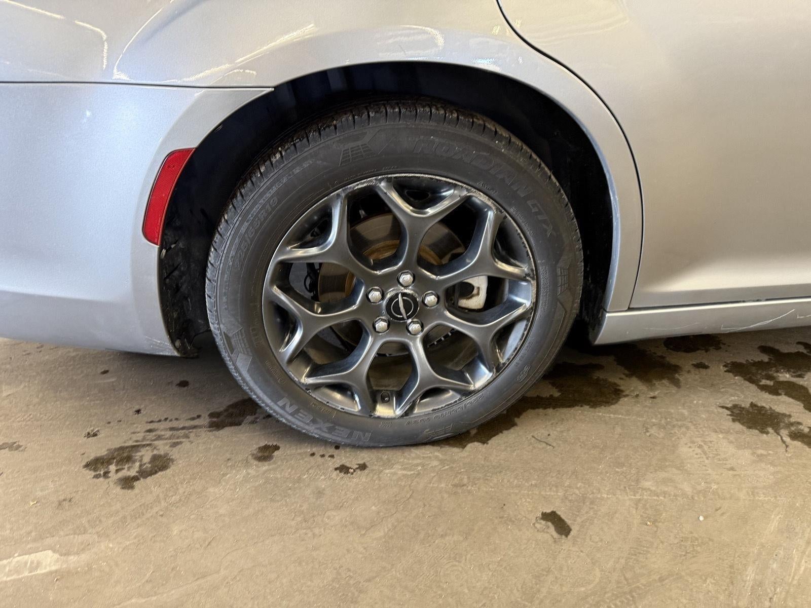 2018 Chrysler 300 300S