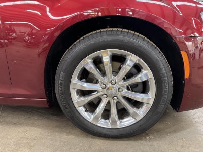 2016 Chrysler 300 Limited