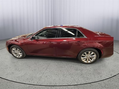 2016 Chrysler 300 Limited