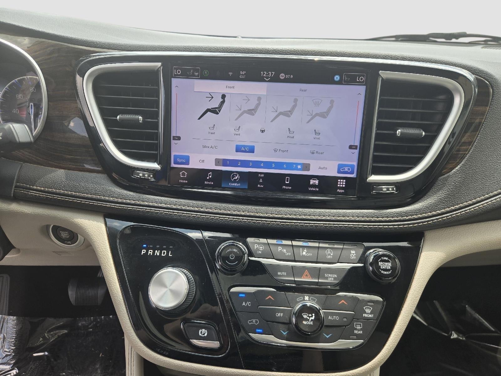 2021 Chrysler Pacifica Limited AWD