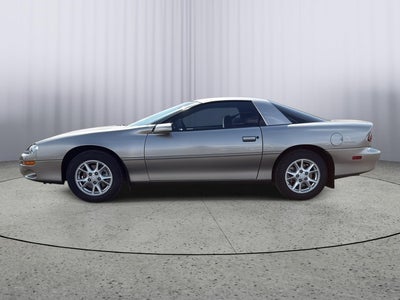 2001 Chevrolet Camaro Base