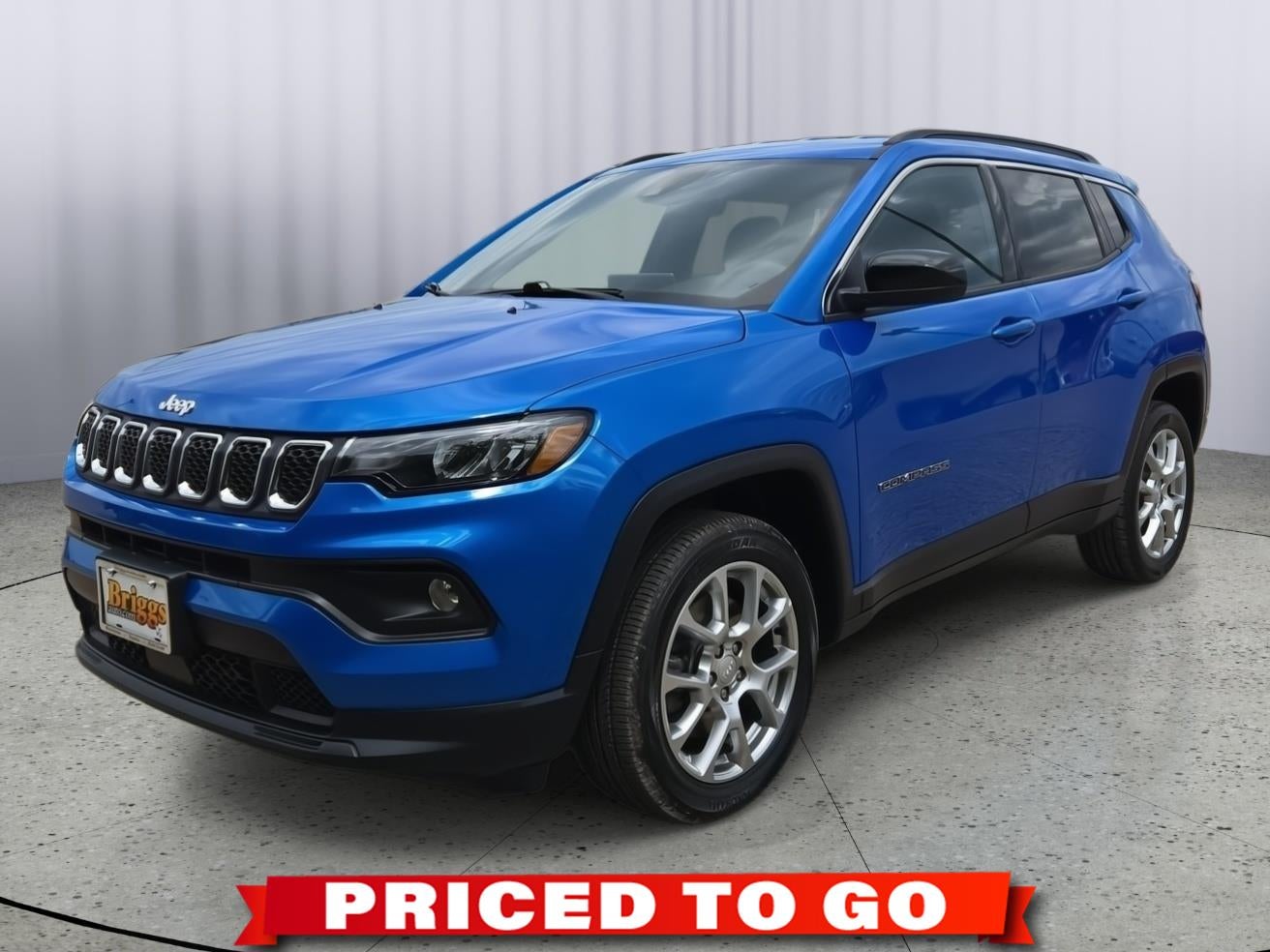 2023 Jeep Compass Latitude Lux FWD
