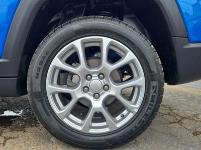 2023 Jeep Compass Latitude Lux FWD