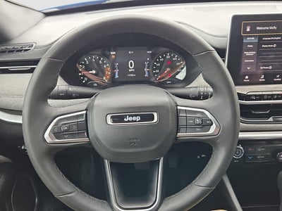 2023 Jeep Compass Latitude Lux FWD