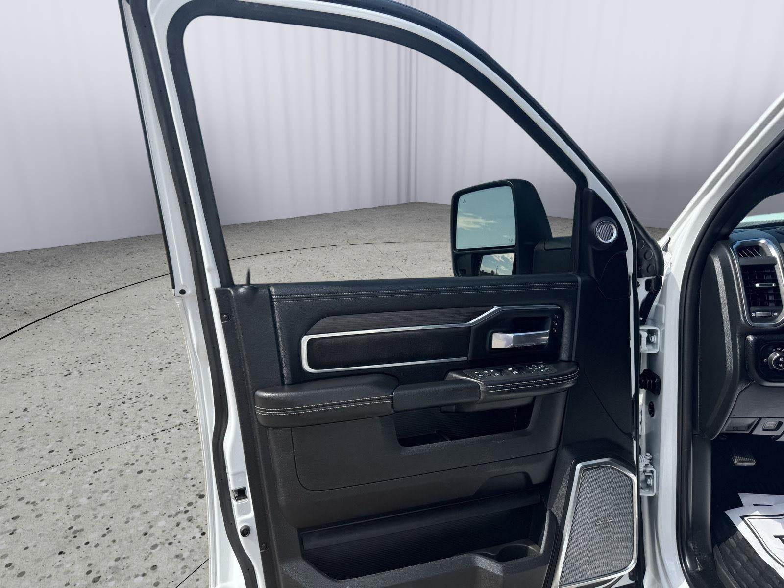 2026 RAM 2500 Laramie Mega Cab 4x4 6'4' Box