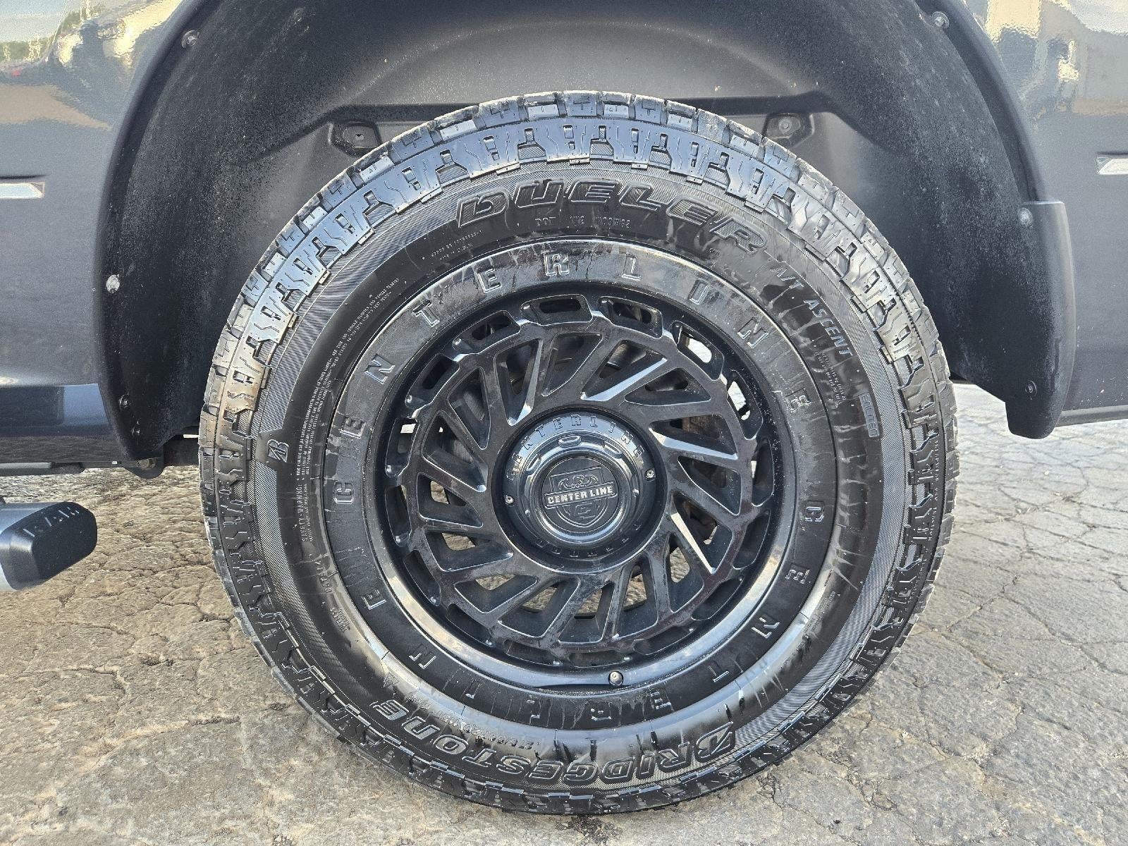 2017 RAM 1500 Big Horn Crew Cab 4x4 5'7' Box