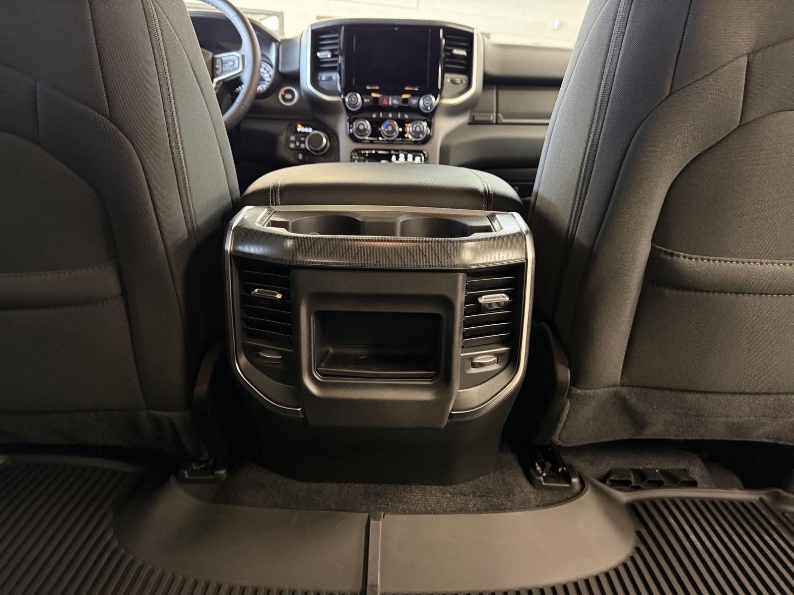2026 RAM 1500 Big Horn Crew Cab 4x4 5'7' Box