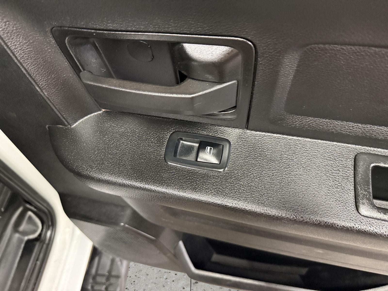 2021 RAM 2500 Tradesman Crew Cab 4x4 8' Box