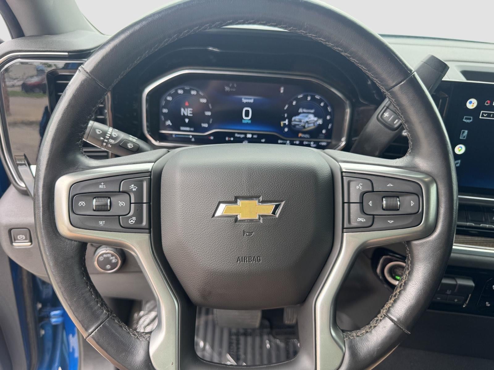 2022 Chevrolet Silverado 1500 4WD Crew Cab Standard Bed LT